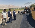 نظارت بر پیشرفت فیزیکی پروژه‌های روستایی؛ بازدید فرماندار از مسیر بهسازی‌شده طیان