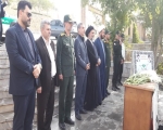 غبار روبی و عطر افشانی قبور مطهر شهدا در ازنا